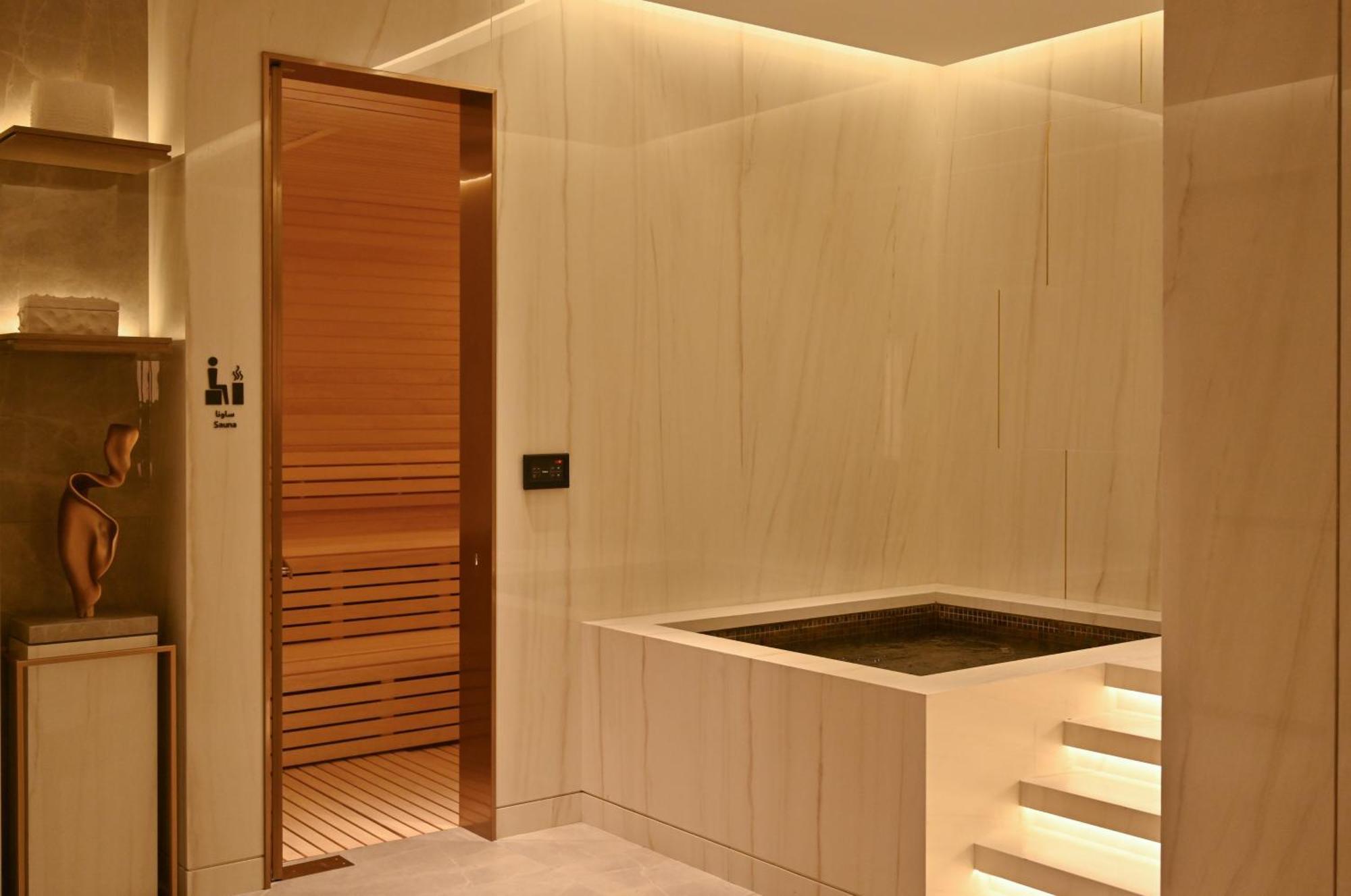 Готель Onyx Rotana Манама Екстер'єр фото A Turkish bath in a hotel