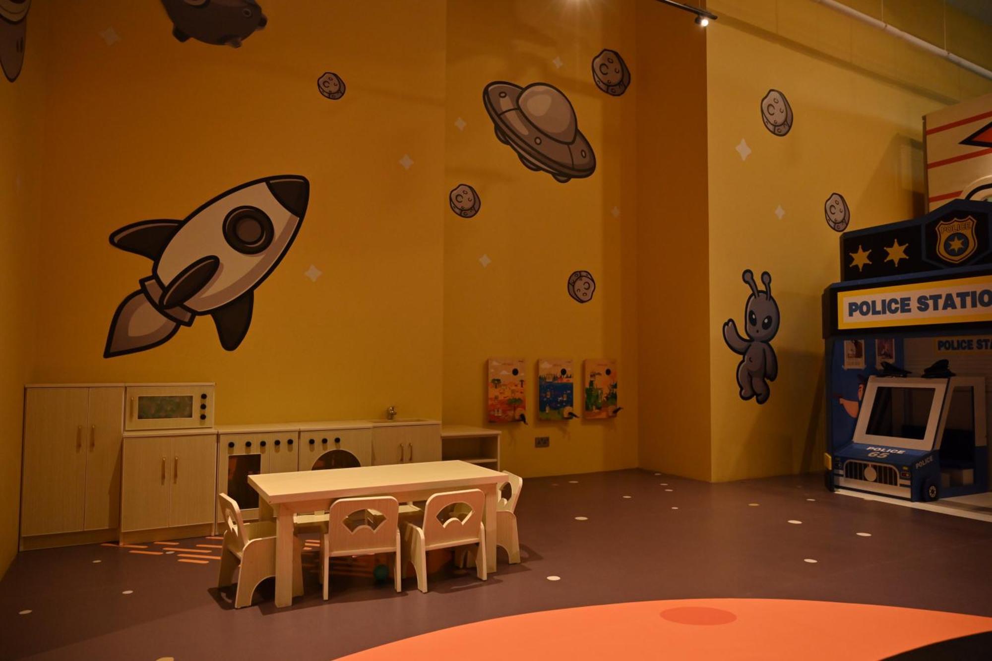 Готель Onyx Rotana Манама Екстер'єр фото The Children's Museum of Oakville