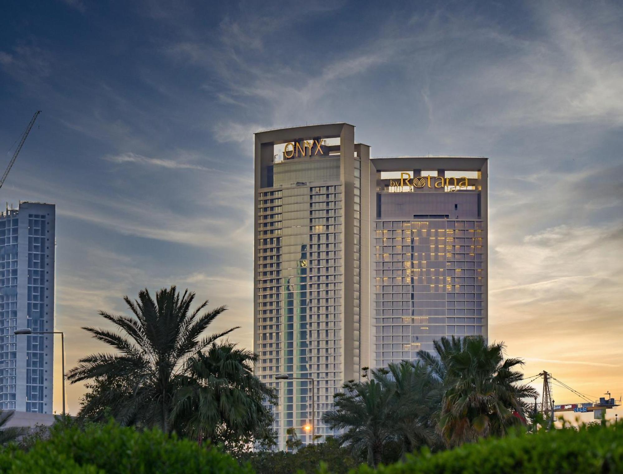 Готель Onyx Rotana Манама Екстер'єр фото The hotel in 2016