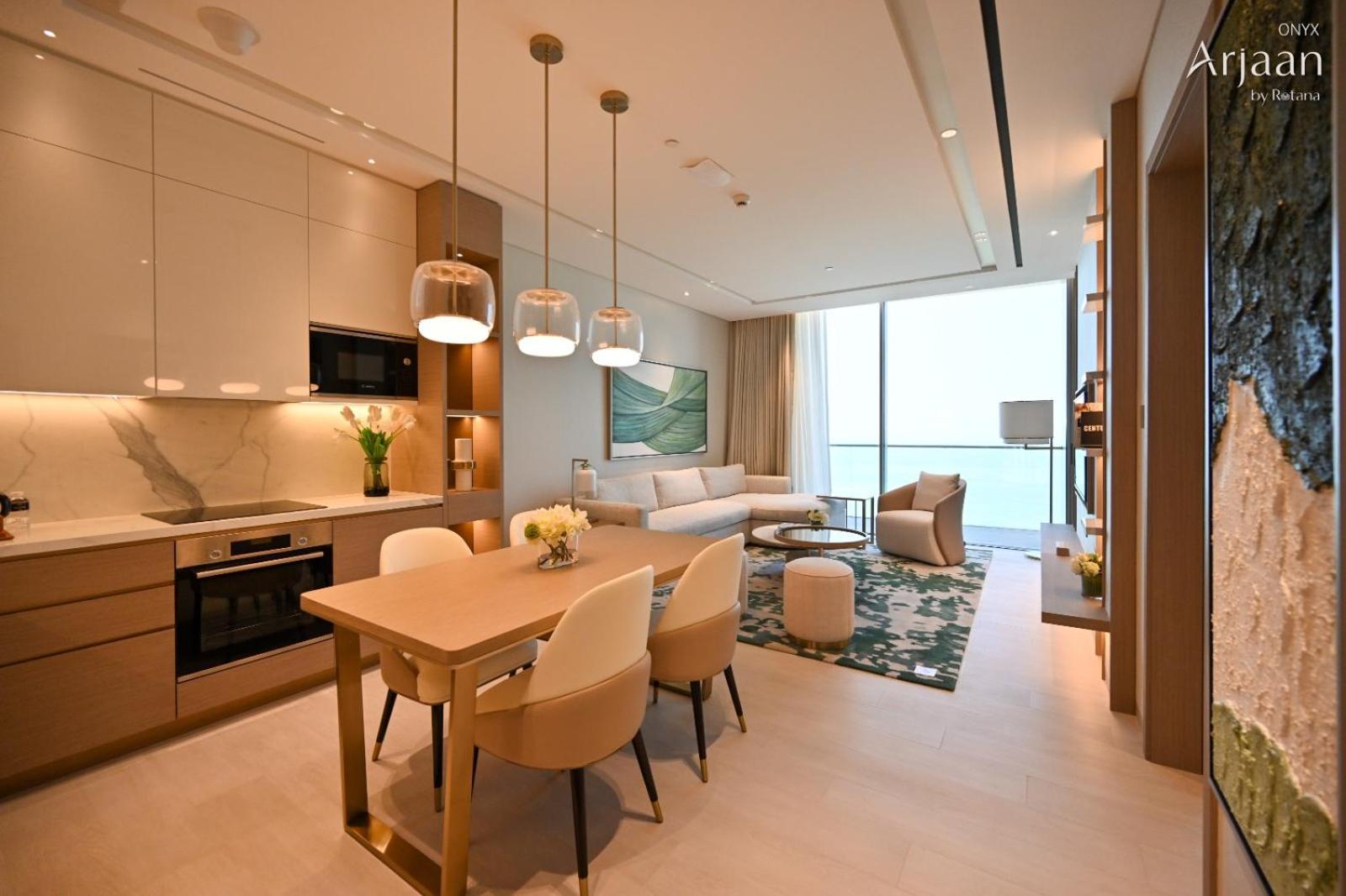 Готель Onyx Rotana Манама Екстер'єр фото A living room at the Ritz-Carlton, DIFC